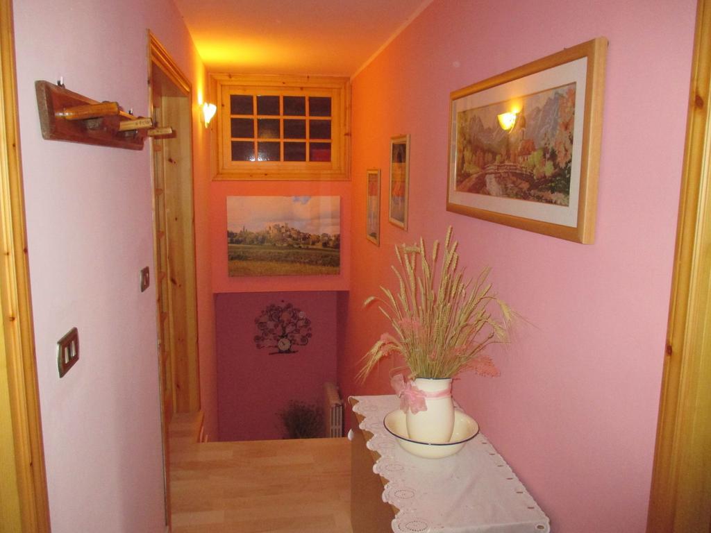 Belvilla By Oyo Graceful Apartment With Garden Petrella Guidi Esterno foto